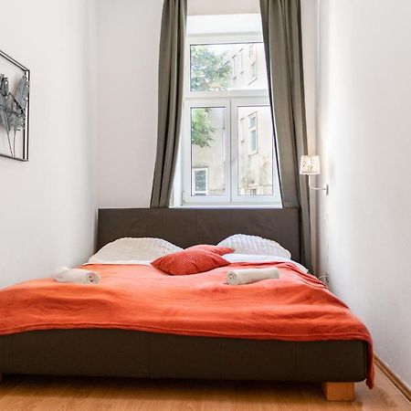 Welcoming 3Br Budget Apt. Well Connected Wina Bagian luar foto