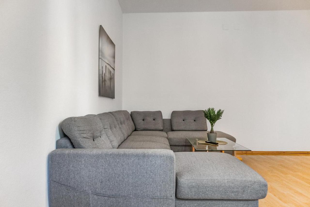 Welcoming 3Br Budget Apt. Well Connected Wina Bagian luar foto