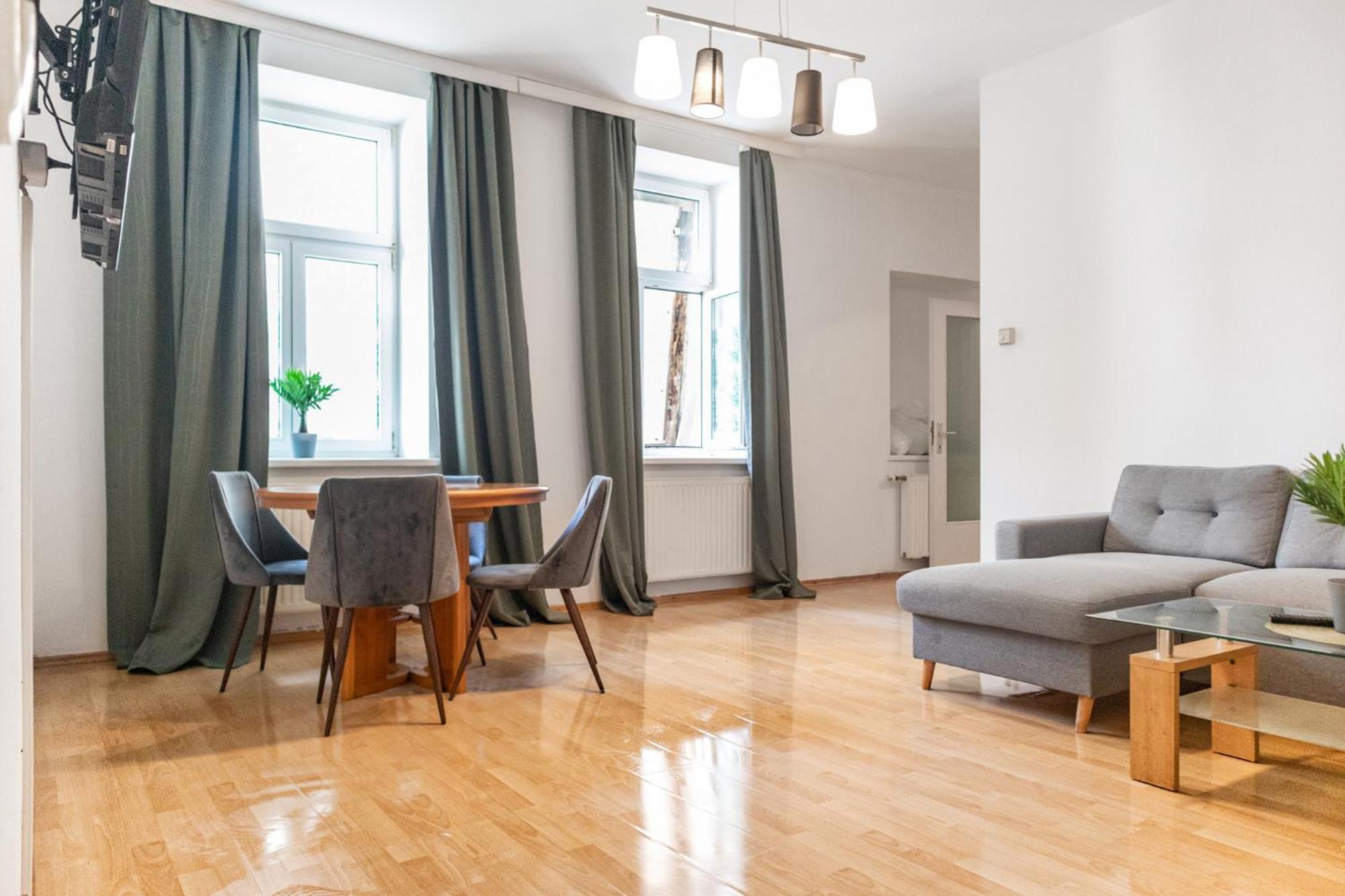 Welcoming 3Br Budget Apt. Well Connected Wina Bagian luar foto